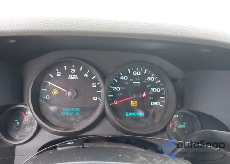 2010 Chevrolet Silverado 1500 Work Truck z USA, uszkodzony, nr VIN 1GCPCPEX8AZ216941